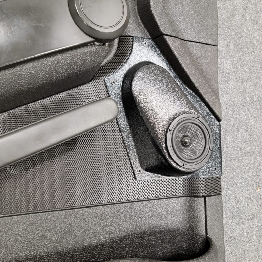 left ortho Speaker Upgrade for the Front Door of your 2006-2010 Ford Explorer. Easy installation of a Single 3.5" Speaker or Tweeter for the most powerful car stereo possible.