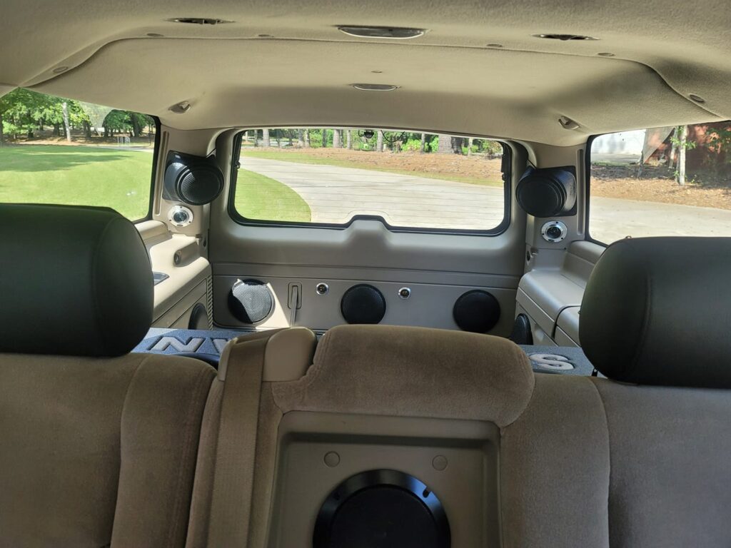 Rear D-Pillar Custom Speaker Pods for the 2000-2006 Cadillac Escalade Chevrolet Avalanche Silverado Tahoe Suburban GMC Sierra Yukon to hold 6.5 in speakers for car audio installation upgrade