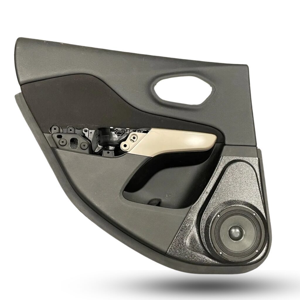 Rear Door Custom Speaker Pods for the 2014-2023 Jeep Cherokee to hold 6.5 in speakers for car audio installation upgrade