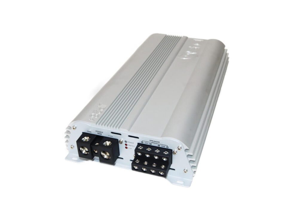down4sound-down4sound-jp284-white-silver-or-2000w-4-channel-amplifier__96199.jpg