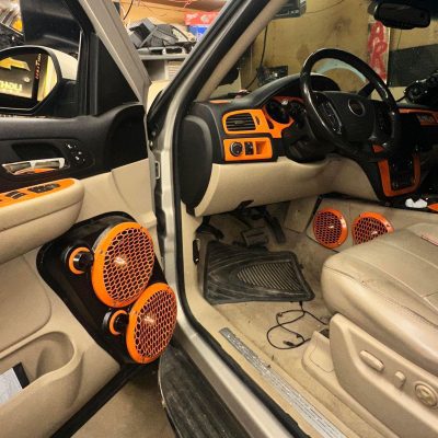 Front Door Custom Speaker Pods for the 2007-2009 Cadillac Escalade Chevrolet Avalanche Tahoe Silverado Suburban GMC Yukon Sierra to hold Dual 8.0 in and Dual 2.0 in speakers for car audio installation upgrade