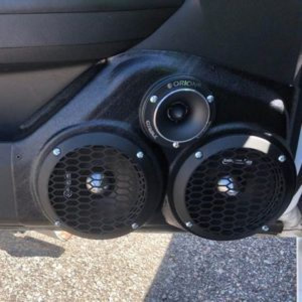 center ortho Speaker Upgrade for the Front Door of your 2008-2010 Dodge Charger. Easy installation of a Dual 6.5" Midrange and Single Tweeter for the most powerful car stereo possible.