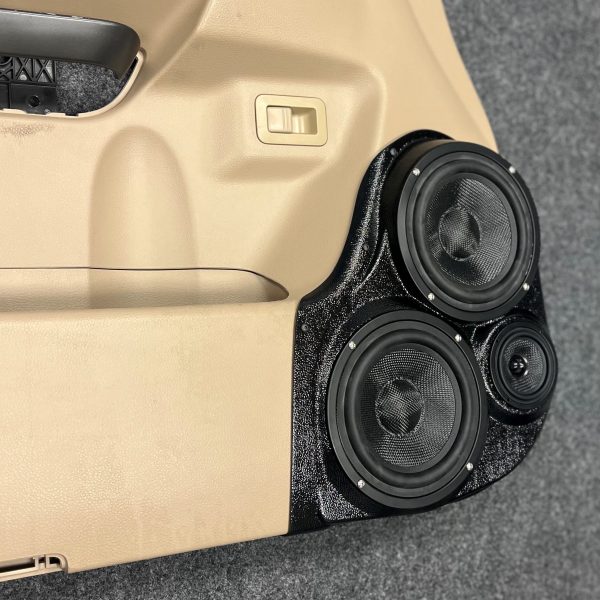 left ortho Speaker Upgrade for the Front Door of your 2008-2010 Nissan Armada, Infiniti QX56. Easy installation of a Dual 6.5" Midrange and Single 3.5" Super Tweeter for the most powerful car stereo possible.