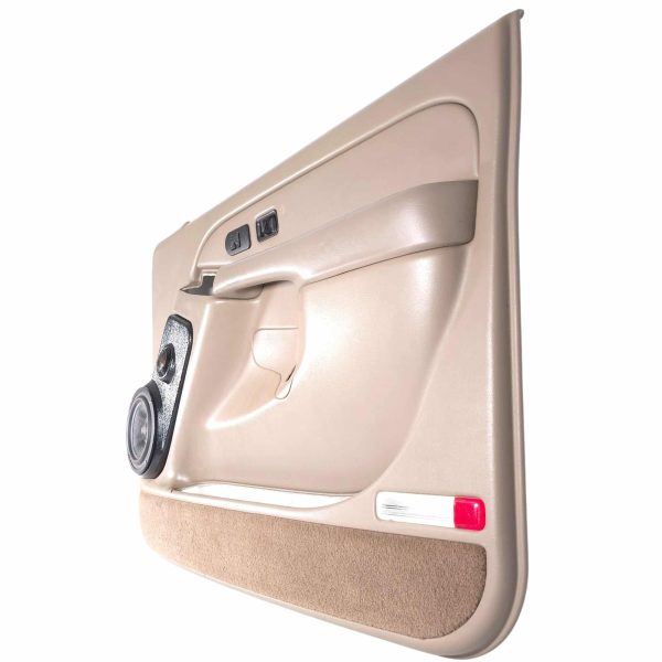 Front Door Custom Speaker Pods for the 2000-2006 Cadillac Escalade Chevrolet Avalanche Silverado Tahoe Suburban GMC Sierra Yukon to hold 6.5 in and 2.0 in speakers for car audio installation upgrade