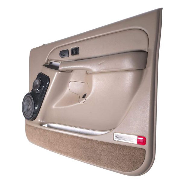 Front Door Custom Speaker Pods for the 2000-2006 Cadillac Escalade Chevrolet Avalanche Silverado Tahoe Suburban GMC Sierra Yukon to hold 6.5 in and 3.5 in speakers for car audio installation upgrade