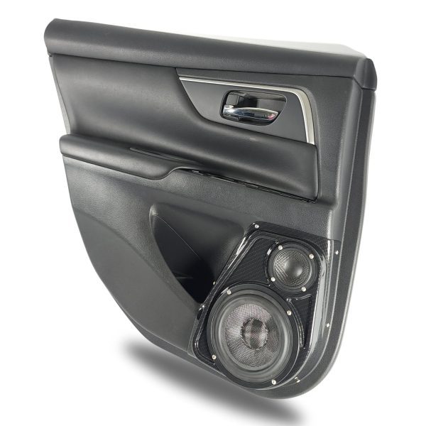 right full Speaker Upgrade for the Rear Door of your 2013-2018 Nissan Altima. Easy installation of a 6.5" and 3.5" Midrange or Tweeter for the most powerful car stereo possible.