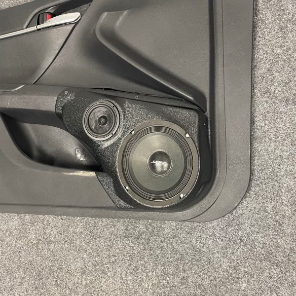 right ortho Speaker Upgrade for the Front Door of your 2018-2024 Toyota Camry. Easy installation of a 6.5" and 3.5" Midrange or Tweeter for the most powerful car stereo possible.