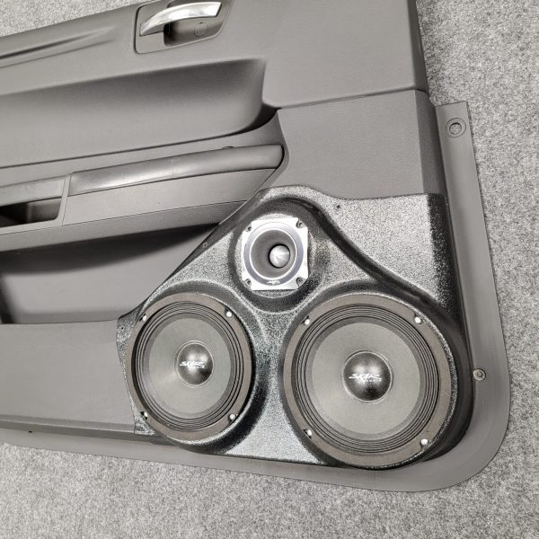 top center Speaker Upgrade for the Front Door of your 2005-2007 Chrysler 300. Easy installation of a Dual 6.5" Midrange and Single 3.5" Super Tweeter for the most powerful car stereo possible.