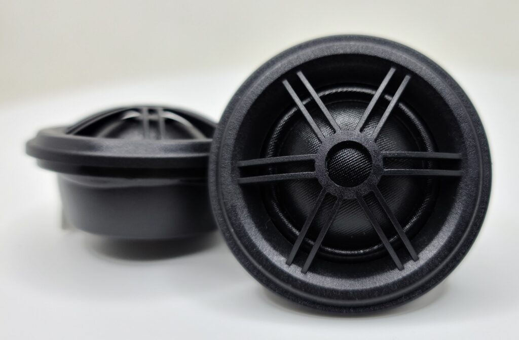 sh-c65e3_tweeter_front__52371.jpg